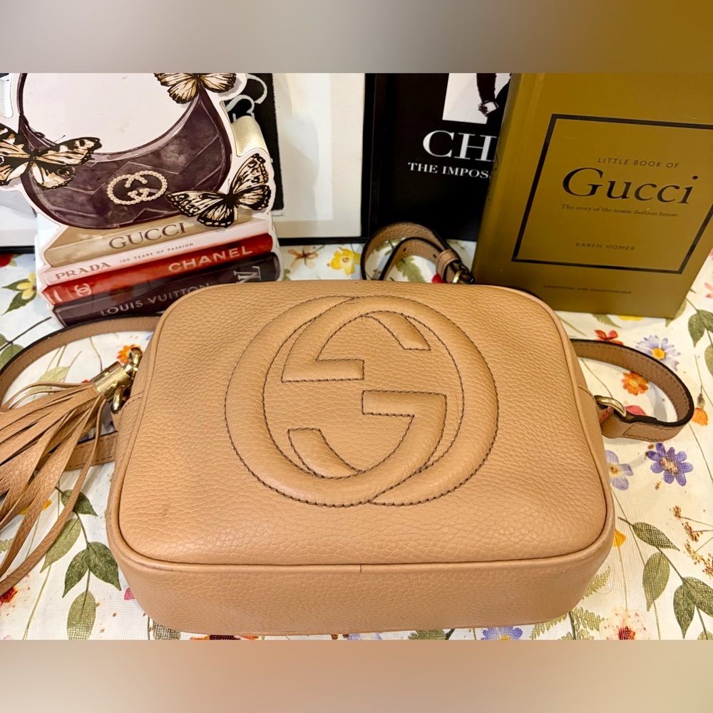 GUCCI Leather Soho Disco Crossbody w/Tassel Unisex/feminine look add Gucci scarf - Picture 10 of 16